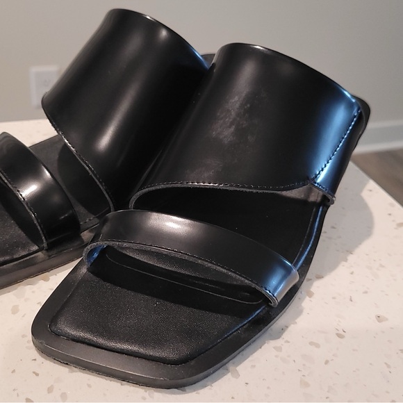 All Black Angle Mule (shoes) - Picture 4 of 9